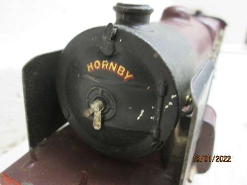 O SCALE : HORNBY : CLOCKWORK LOCOMOTIVE + X2 COACHES - ROYAL SCOTT SET