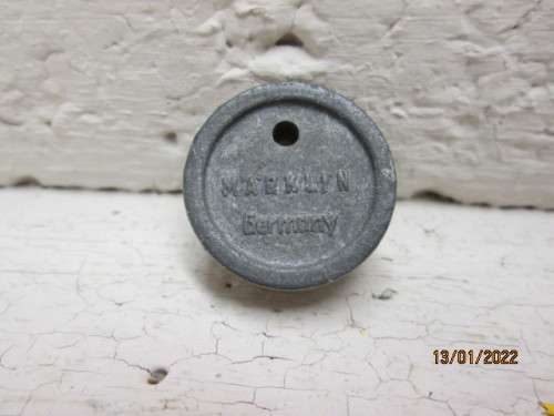 HO SCALE : MARKLIN : METAL MARKERS - X36