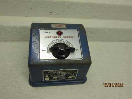 HO SCALE : MARKLIN 280 : TRANSFORMER CONTROLLER