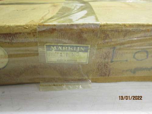 HO SCALE : MARKLIN : TURNTABLE - M- TRACK - BOXED