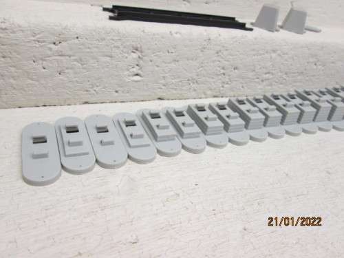 N SCALE : BACHMANN : 31 PIECE PIER SET - BOXED