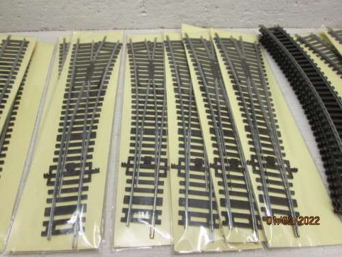 HO / OO SCALE: TRACK - X46 PIECES - BOXED