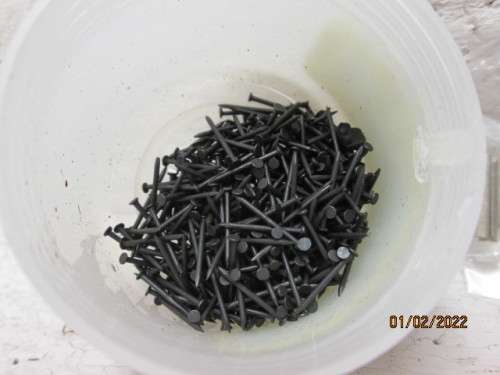 HO / OO SCALE: TRACK NAILS + RAIL JOINERS