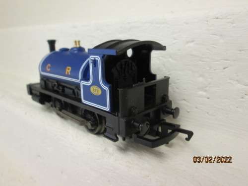 OO SCALE: HORNBY : CALEDONIAN RAILWAYS 0-4-0 STEAM LOCOMOTIVE - BOXED