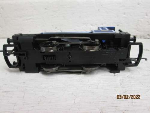 OO SCALE: HORNBY : CALEDONIAN RAILWAYS 0-4-0 STEAM LOCOMOTIVE - BOXED