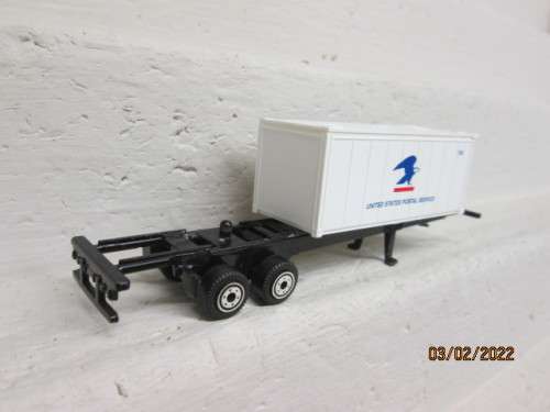 HO SCALE : ROAD CONTAINER TRUCK TRAILOR