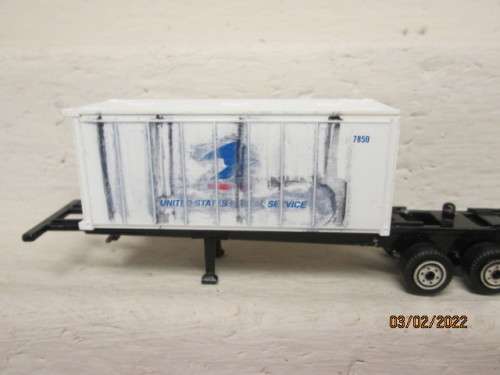 HO SCALE : ROAD CONTAINER TRUCK TRAILOR
