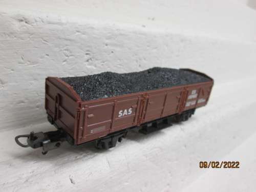 HO SCALE : LIMA : SAR ES WAGON WITH COAL LOAD - BOXED