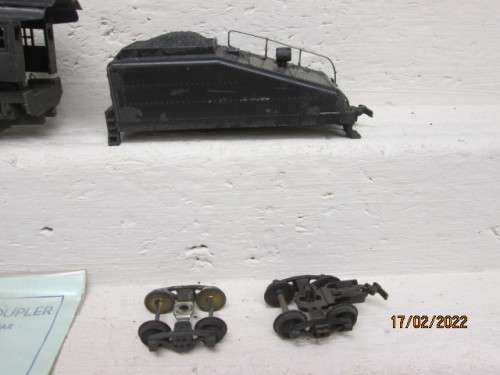 HO SCALE : ROUNDHOUSE : 0-4-0 STEAM LOCOMOTIVE