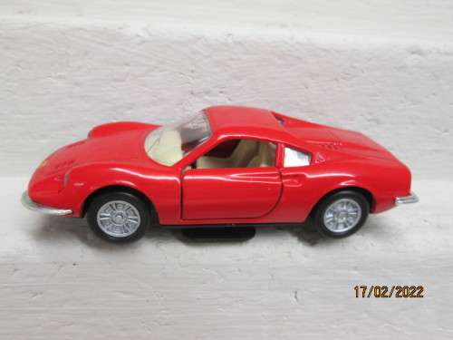 1:36 SCALE : MAISTO : FERRARI DINO - 246 GT