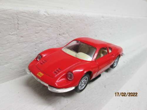 1:36 SCALE : MAISTO : FERRARI DINO - 246 GT