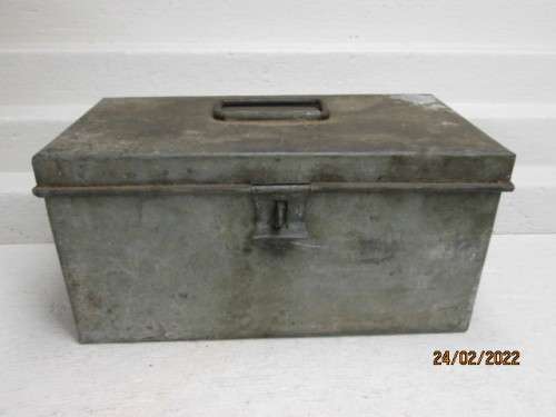 SAR DRIVERS METAL LUNCH BOX - `SKAF TIN`