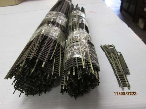 N SCALE : LARGE AMOUNT OF FLEXI TRACK OFFCUTS
