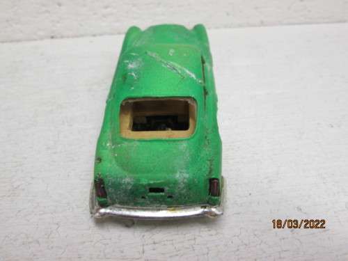 1:32 SCALE : SCALEXTRIC ASTIN MARTIN - DB4
