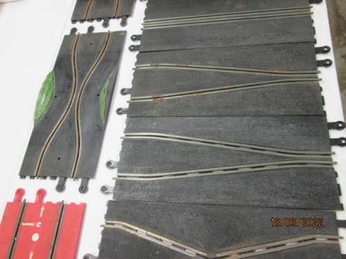 1:32 SCALE : SCALEXTRIC TRACK - X35