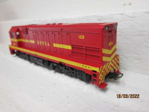 HO SCALE : FRATESCHI : BRAZIL RFFSA DIESEL LOCOMOTIVE - BAOXED
