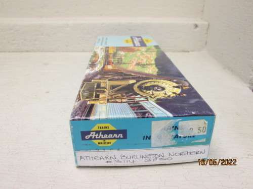 HO SCALE : ATHEARN : G950 - BURLINGTON NORTHERN - DIESEL LOCOMOTIVE - BOXED