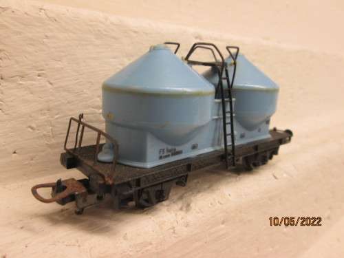 HO SCALE : LIMA : FS TWIN CEMENT TANKER