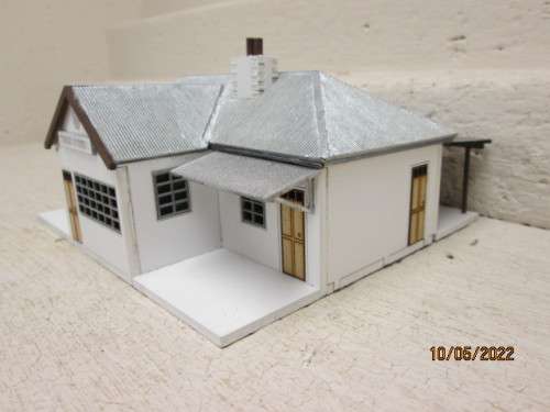 HO SCALE : SAR : 3 SISTERS STATION BUILDING