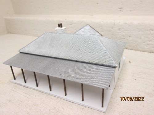 HO SCALE : SAR : 3 SISTERS STATION BUILDING