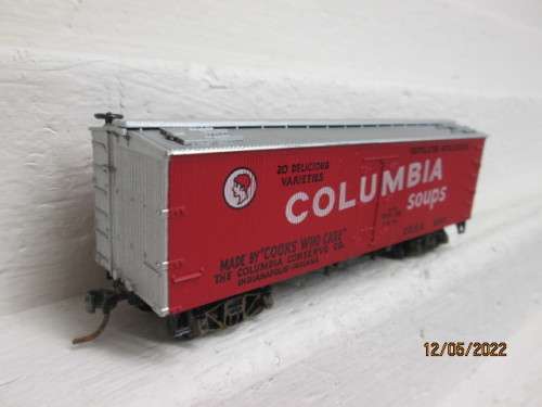 HO SCALE : ROUNDHOUSE : 36 FOOT OLD STLE COLUMBIA SOUPS BOX CAR - BOXED