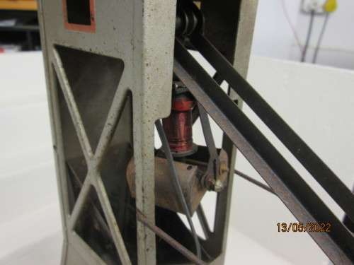 S SCALE : AMERICAN FLYER: AUTOMATIC COAL LOADER