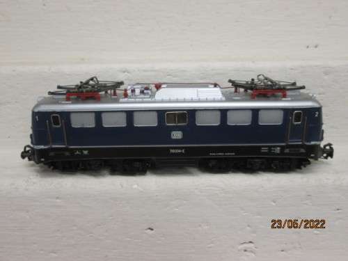 HO SCALE : MARKLIN : BLUE DB ELECTRIC LOCOMOTIVE  - BOXED