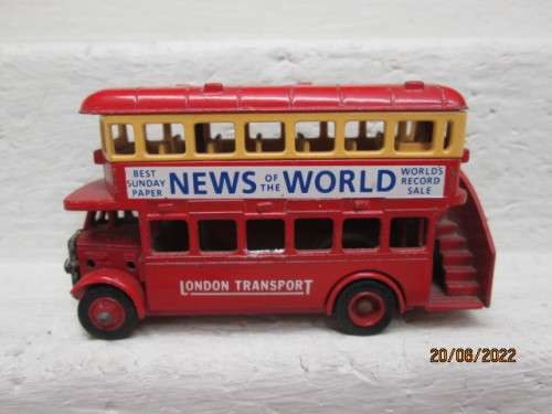 HO SCALE : LLEDO : LONDON TRANSPORT OLD TIMER - DOUBLE DECKER BUS