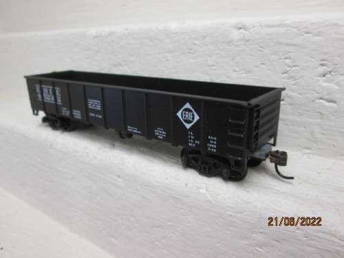 HO SCALE : ROUNDHOUSE :  40 FOOT ERIE OPEN GOODS - BOXED