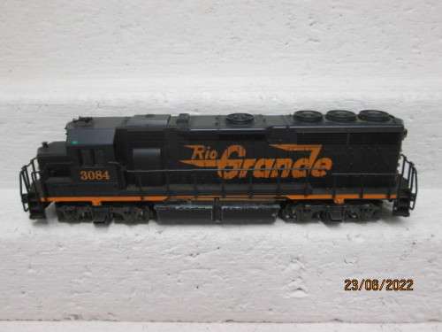 HO SCALE : ATLAS : RIO GRANDE GP40  DIESEL LOCOMOTIVE