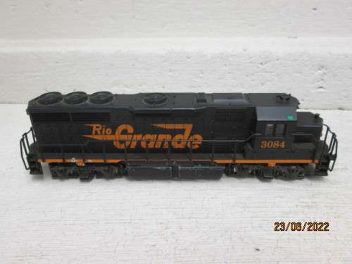 HO SCALE : ATLAS : RIO GRANDE GP40  DIESEL LOCOMOTIVE