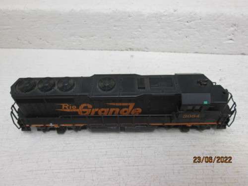 HO SCALE : ATLAS : RIO GRANDE GP40  DIESEL LOCOMOTIVE