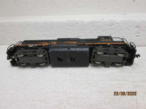 HO SCALE : ATLAS : RIO GRANDE GP40  DIESEL LOCOMOTIVE