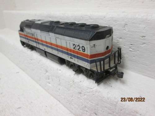 HO SCALE : ATLAS : AMTRAK FP40  DIESEL LOCOMOTIVE