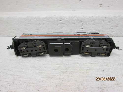 HO SCALE : ATLAS : AMTRAK FP40  DIESEL LOCOMOTIVE