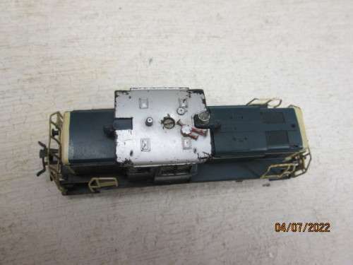 HO SCALE : MARKLIN : DB DIESEL LOCOMOTIVE