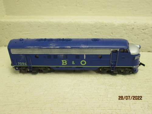 HO SCALE : ATLAS : B & O DIESEL LOCOMOTIVE - DCC