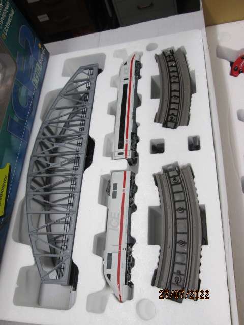 HO SCALE : ROCO : DCC ICE-2 SET - BOXED