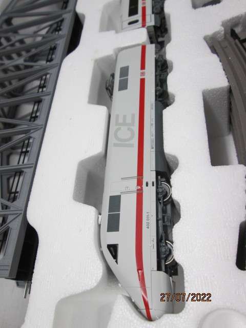 HO SCALE : ROCO : DCC ICE-2 SET - BOXED