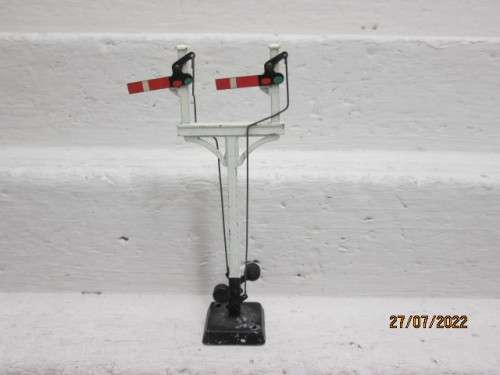 OO SCALE : HORNBY : DOUBLE RAIL SIGNAL