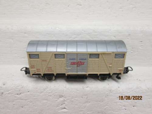 HO SCALE : LIMA : FIAT - CLOSED GOODS WAGON - BOXED