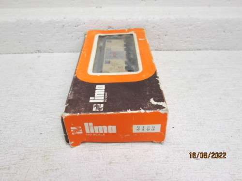 HO SCALE : LIMA : FIAT - CLOSED GOODS WAGON - BOXED