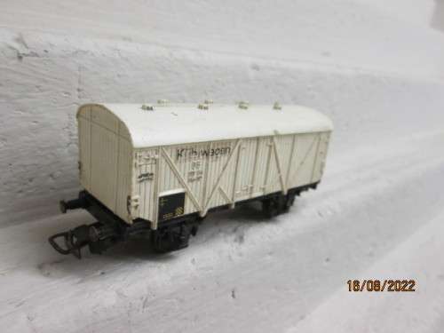 HO SCALE : LILLIPUT : CLOSED GOODS WAGON