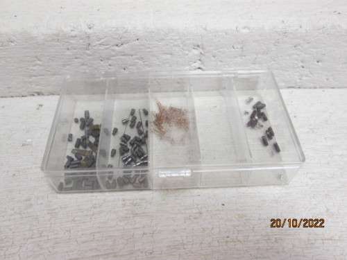 HO / OO SCALE : X1 CONTAINER WITH LIMA BRUSHES - ETC