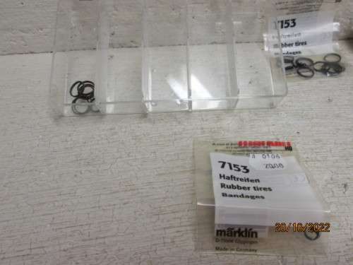HO / OO SCALE : MARKLIN : X1 CONTAINER - WITH MARKLIN TRACTION TYRES