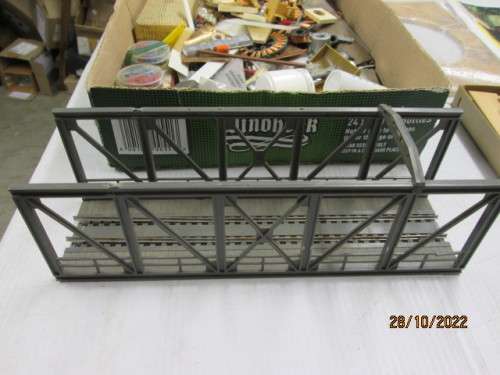 HO / OO SCALE : SCRAP YARD