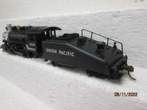 HO SCALE : BACHMANN - UNION PACIFIC - 0-6-0 STEAM LOCOMOTIVE