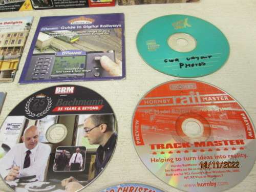 DVD`S : X27 VARIOUS DVD`S ABOUT MODEL TRAINS