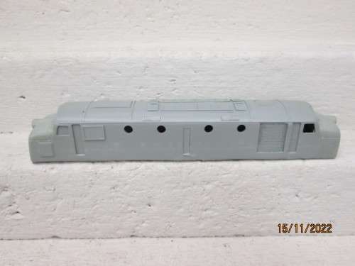 HO SCALE: RHODESIAN RAILWAYS DE-2 - LOCOMOTIVE BODY SHELL ONLY