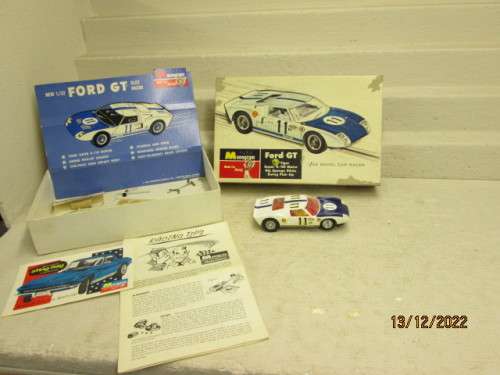 1:32 SCALE : MONOGRAM : FORD GT - BOXED